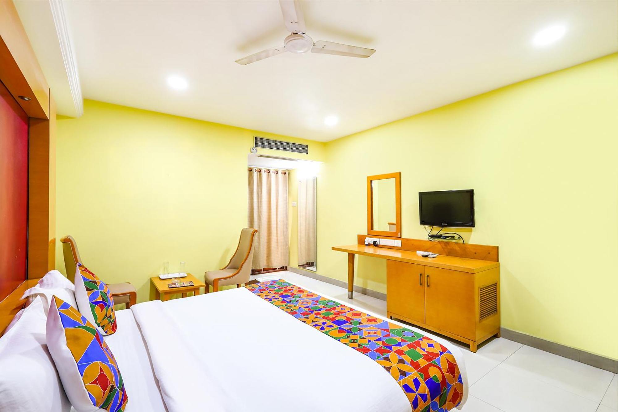 Fabhotel Prime Mahalaya Residency - Nr Chennai International Airport Exteriör bild