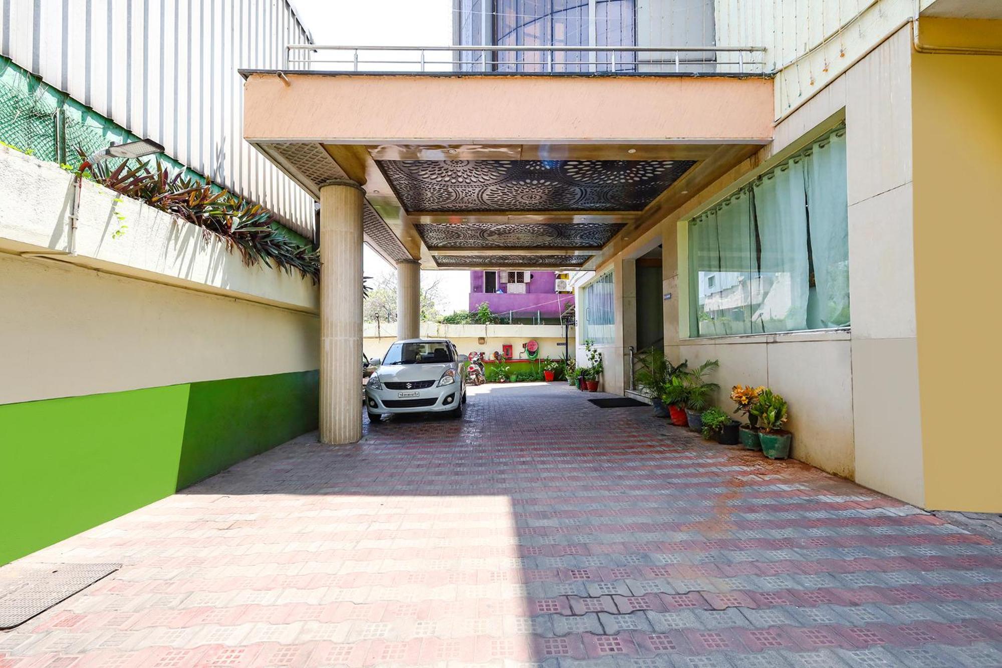 Fabhotel Prime Mahalaya Residency - Nr Chennai International Airport Exteriör bild